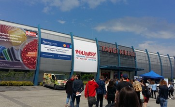 Studenci Wydziału Chemicznego na czołowych targach sektora przetwórstwa tworzyw sztucznych w Europie PLASTPOL 2017