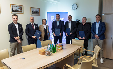 Umowy o współpracy z firmami Cell-Fast oraz AAGLOB S.A.