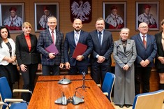  Przedstawiciele Politechniki Rzeszowskiej i ORLEN Południe