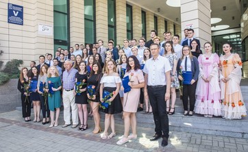 Najlepsi studenci nagrodzeni przez Rektora