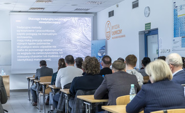 Seminarium naukowe „Technologie otrzymywania materiałów kompozytowych i aspekty prawne z tym związane”